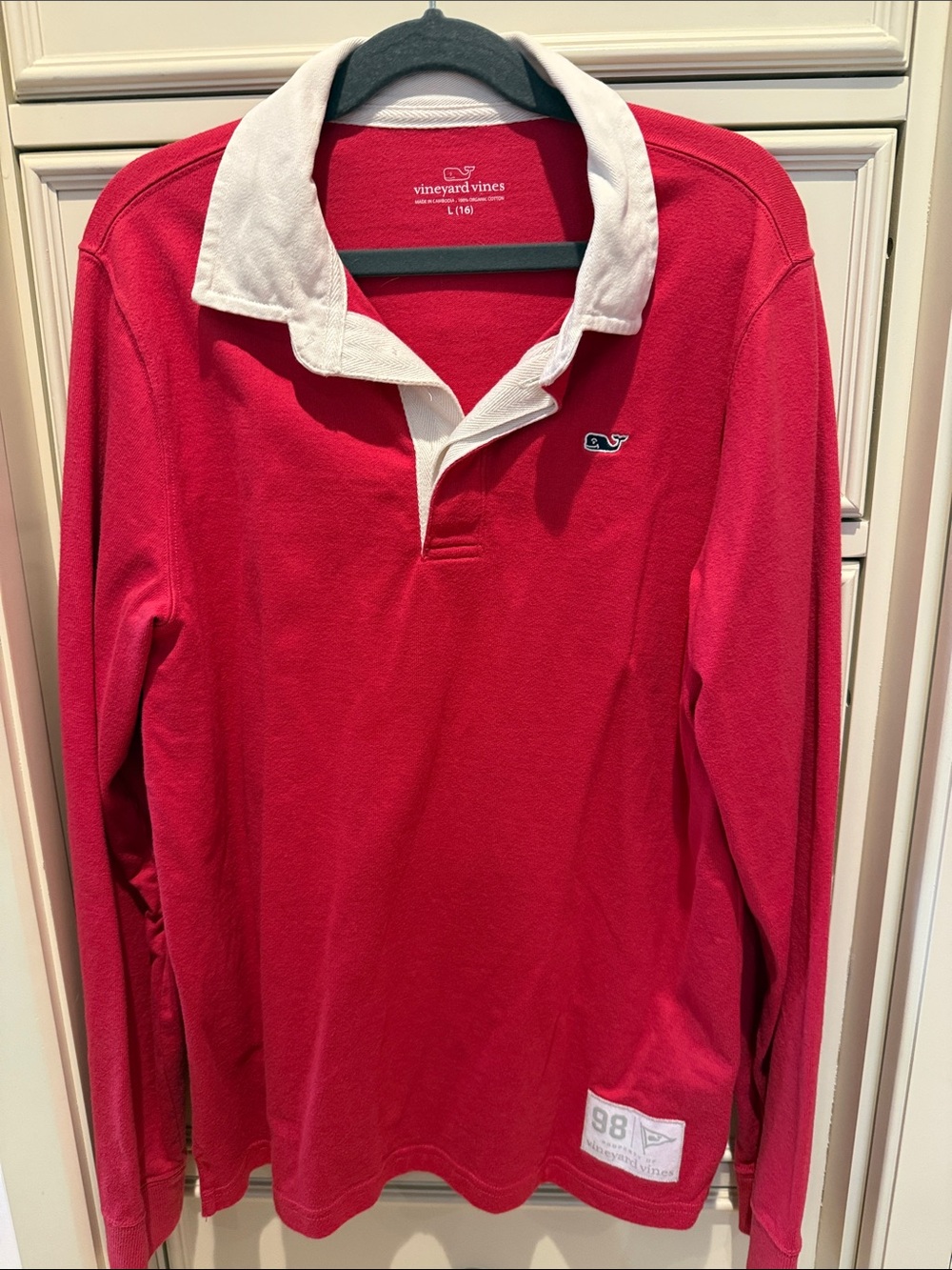 Boys SZ L Vineyard Vines Long-Sleeve Polo with White Collar Detail
